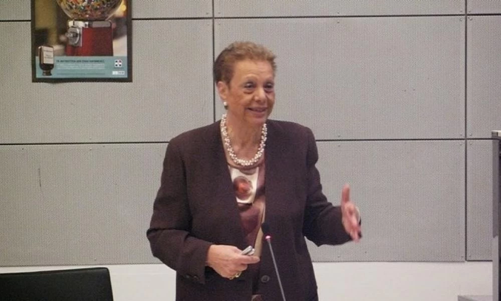 Κορονοϊός: Επιστολή Ιατρών και επιστημόνων υπέρ της κ. Ελένης Γιαμαρέλλου
